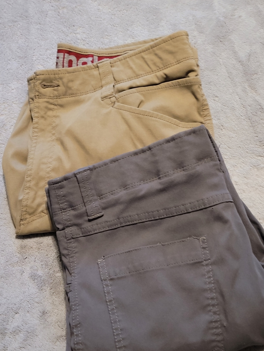 2 Pr Wrangler Mens Outdoor Cargo Pants 38/30 Beige Gray EUC Hiking Camping Comfy